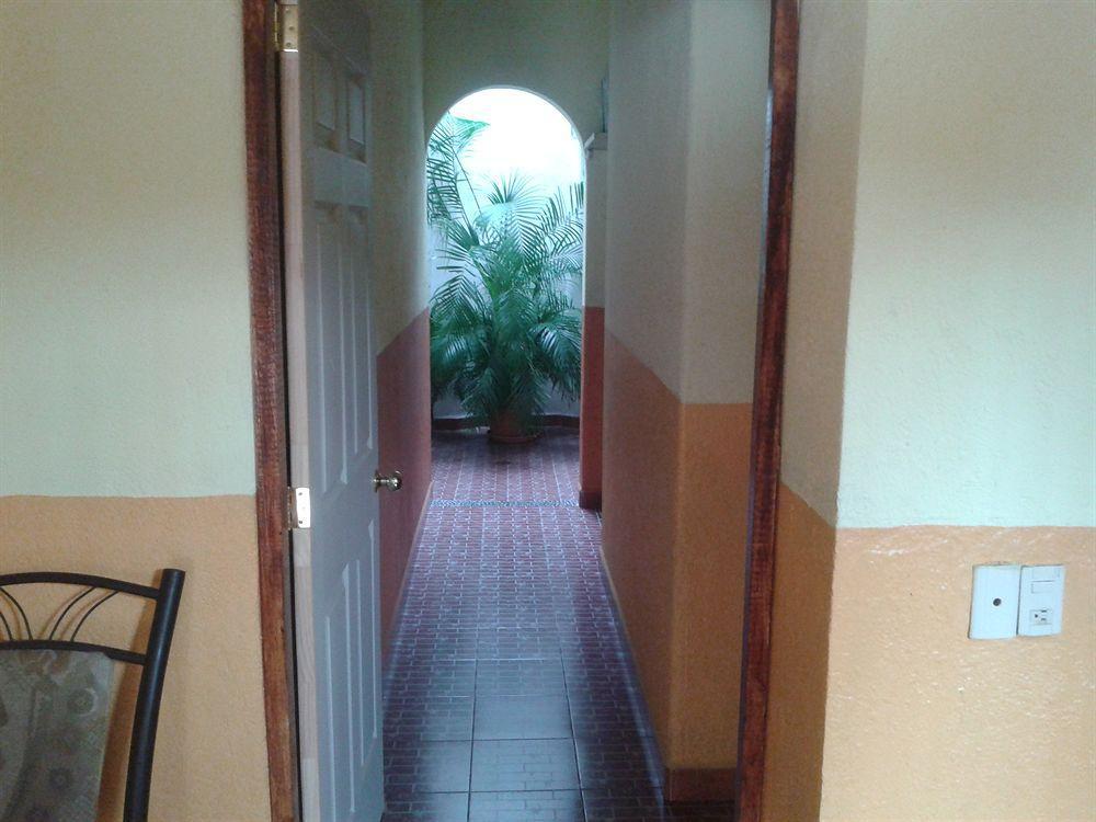 Salinas Hotel