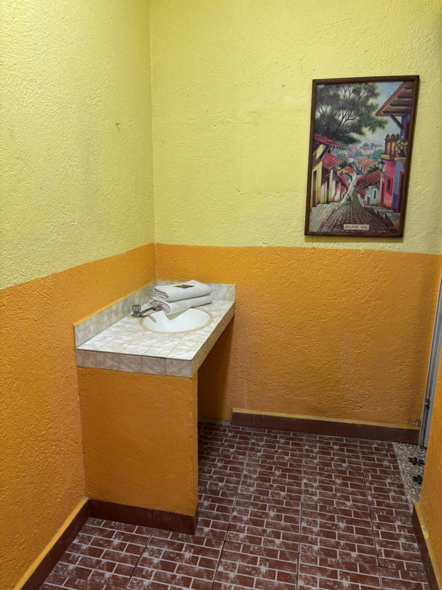 Hotel Salinas 3*